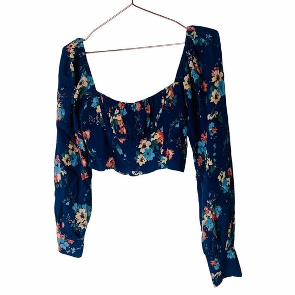 EUC Planet Blue Capulet Blue Floral Peasant Crop Top XS - Picture 1 of 5